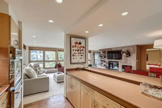 Daire (1-44 W Meadow Dr. 7 Meadow Vail Place)
