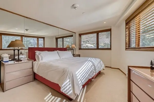 Daire (1-44 W Meadow Dr. 7 Meadow Vail Place)