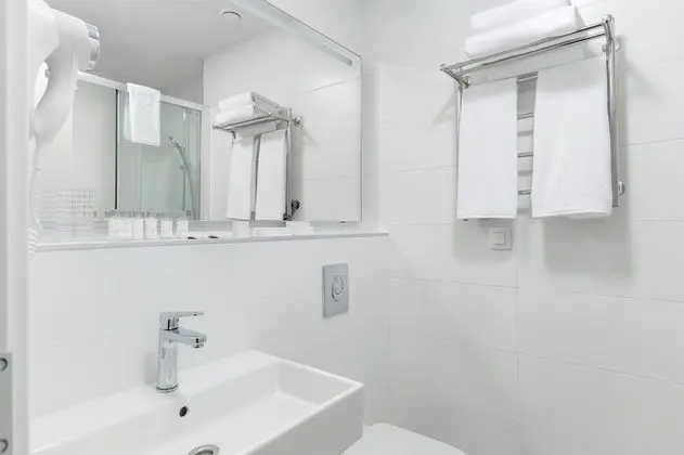 Comfort Tek Büyük veya İki Ayrı Yataklı Oda