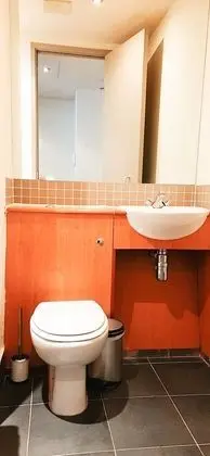 Apart Daire, 1 Büyük (Queen) Boy Yatak