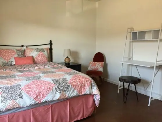 Next to SW Med Ctr-1 Bed apartment