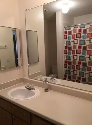Next to SW Med Ctr-1 Bed apartment