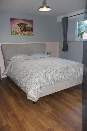 Apart Daire, 1 En Büyük (King) Boy Yatak ve Çekyat