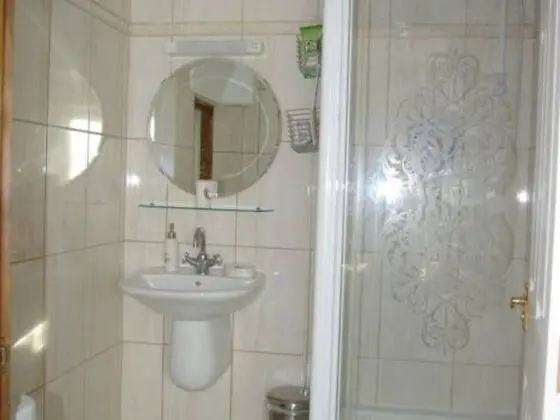 Kır Evi, 1 Büyük (Queen) Boy Yatak
