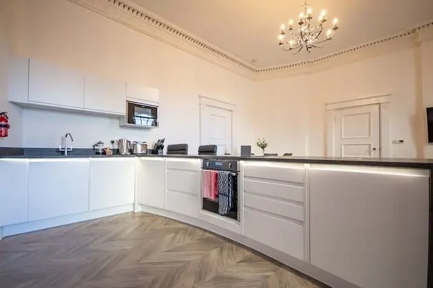 Luxury Apart Daire, Özel Banyo, Şehir Manzaralı (Kensington )