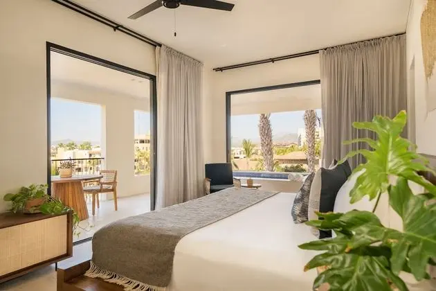 One Bedroom Marina View Home