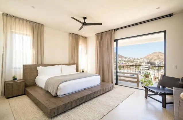 One Bedroom Marina View Home