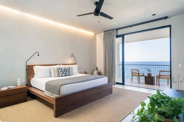 One Bedroom Ocean View Home
