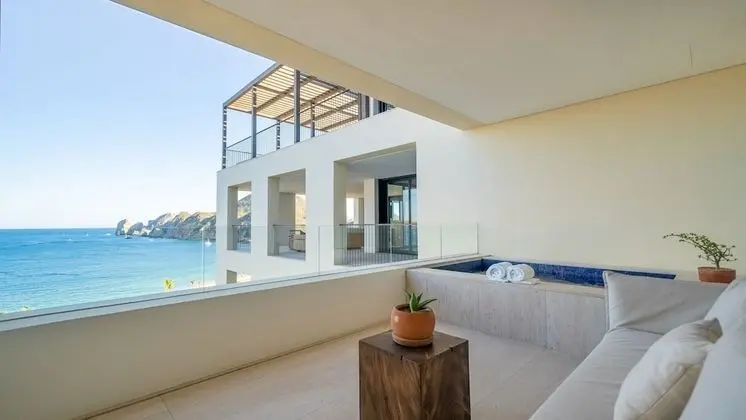 One Bedroom Ocean View Home