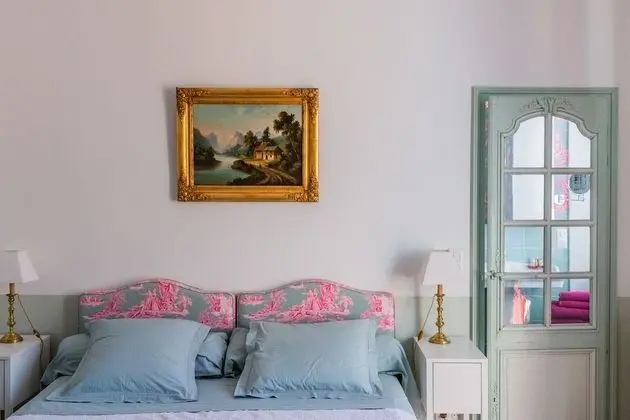 Superior Tek Büyük veya İki Ayrı Yataklı Oda