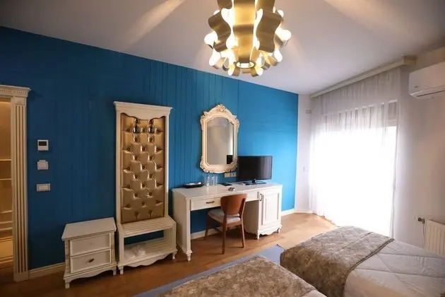 Üç Kişilik Oda, Balkon