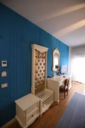 Üç Kişilik Oda, Balkon