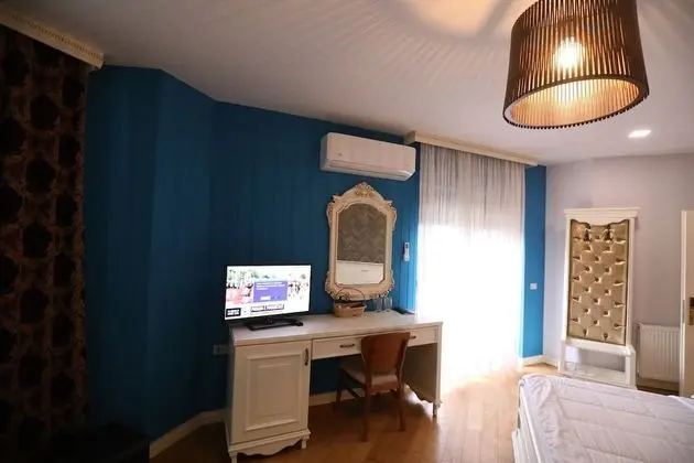 Üç Kişilik Oda, Balkon