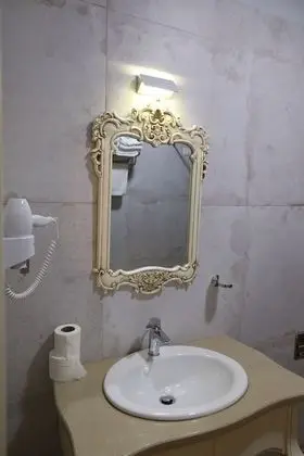 Üç Kişilik Oda, Balkon