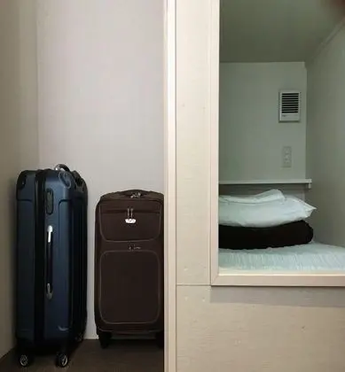 Ortak Ranzalı Oda, Sadece erkekler için (1 Capsule Room)