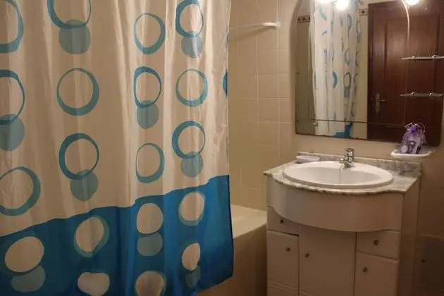 Apart Daire, 2 Yatak Odası, Balkon, Kısmi Deniz Manzaralı