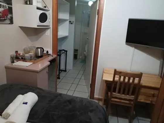 Basic Büyük Yataklı Tek Kişilik Oda, 1 Yatak Odası