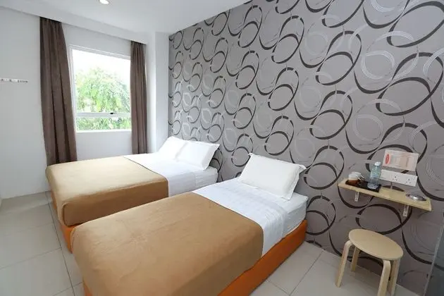Supreme  with Window