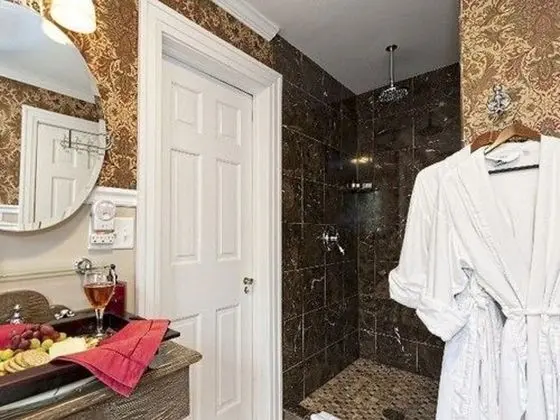 Süit, 1 En Büyük (King) Boy Yatak, Özel Banyo