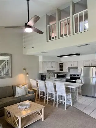 Daire (10 H Two Bedroom Condo)