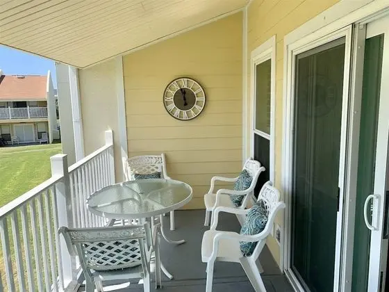 Daire (10 H Two Bedroom Condo)