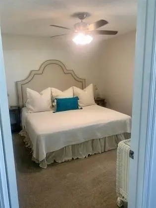 Daire (10 H Two Bedroom Condo)