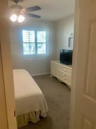 Daire (10 H Two Bedroom Condo)