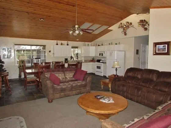 Kulübe, Birden Çok Yatak (100 - Cedar Hideaway)