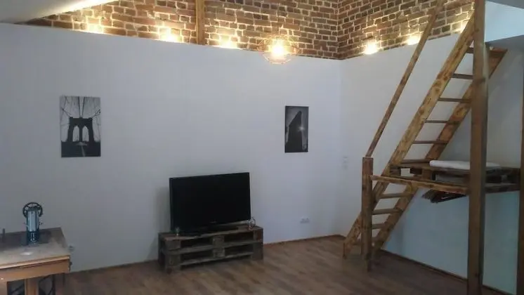 Design Ev, 1 Çift Kişilik Yatak, Bahçeli