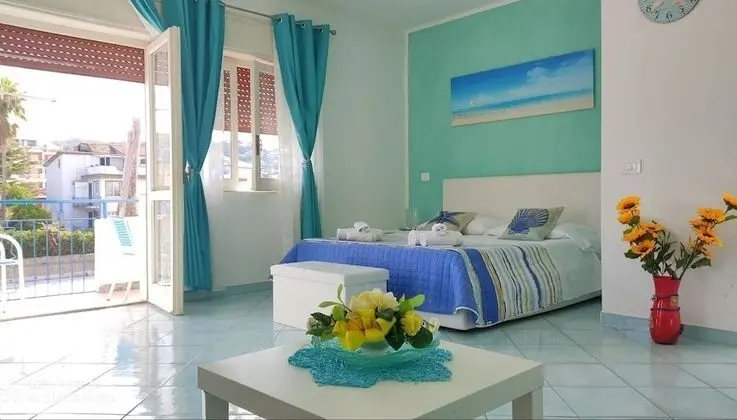 Dört Kişilik Oda, Banyolu/Duşlu, Deniz Manzaralı