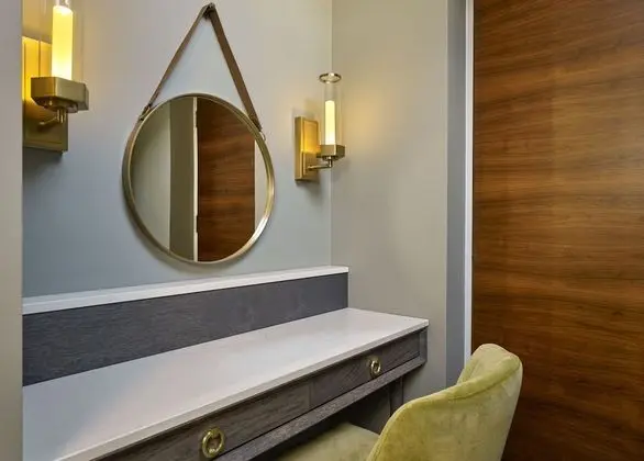 Dubleks, 1 En Büyük (King) Boy Yatak (Suite)