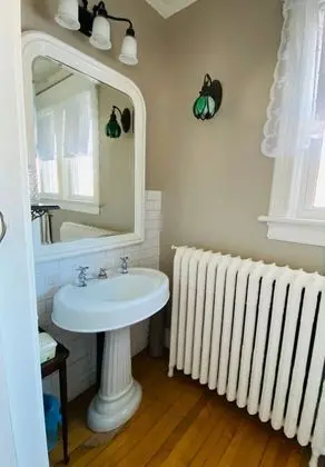 Deluxe Süit, 1 En Büyük (King) Boy Yatak, Sigara İçilmez (Gananoque)