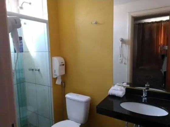 Üç Kişilik Oda
