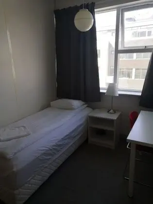 Tek Kişilik Oda, Ortak Banyo