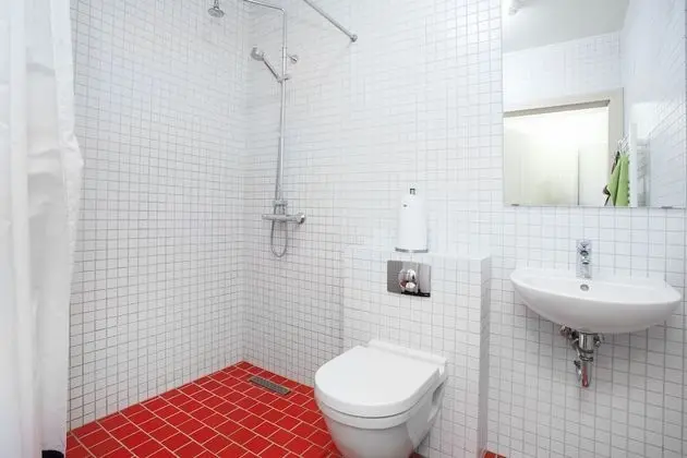 Basic Ortak Ranzalı Oda, Şehir Manzaralı (Gallería)