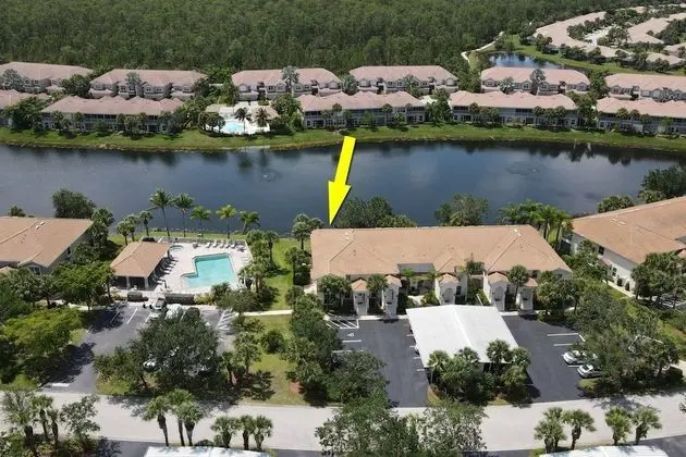 Daire (10118 Colonial Country Club Blvd #410)