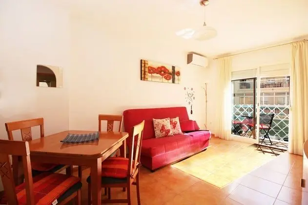 Apart Daire, 1 Yatak Odası, Balkon, Plaj Kenarı