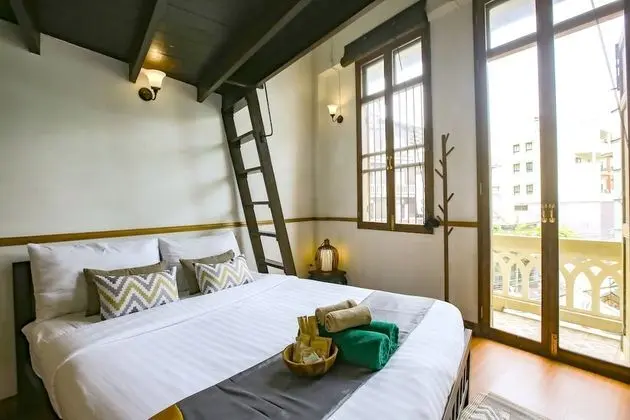 Deluxe Tek Büyük Yataklı Oda, Balkon