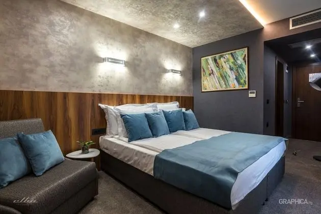 Deluxe Tek Büyük Yataklı Oda, Balkon