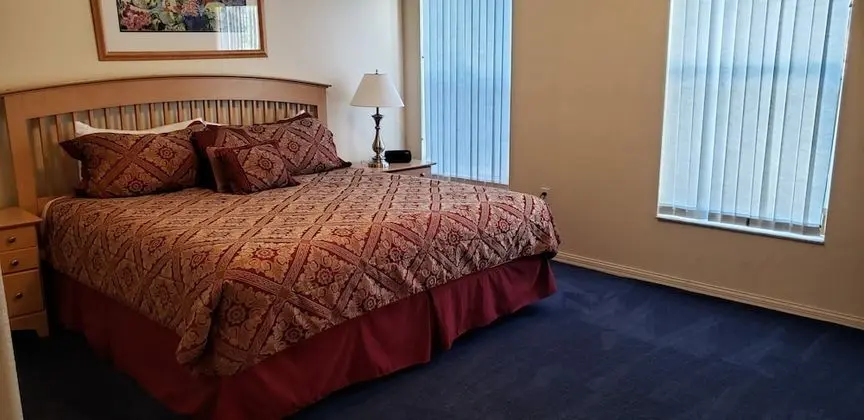 Ev