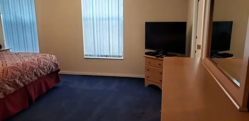 Ev