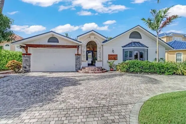 Ev (1034 Dolphin Dr)