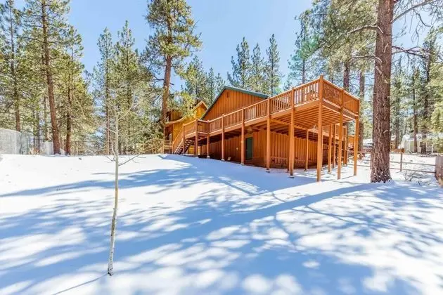 Ev, Birden Çok Yatak (104 - Cozy Cabin in Pinewood Estates)