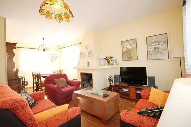 Ev, 3 Yatak Odası, Sigara İçilebilir, Havuz Kullanımı