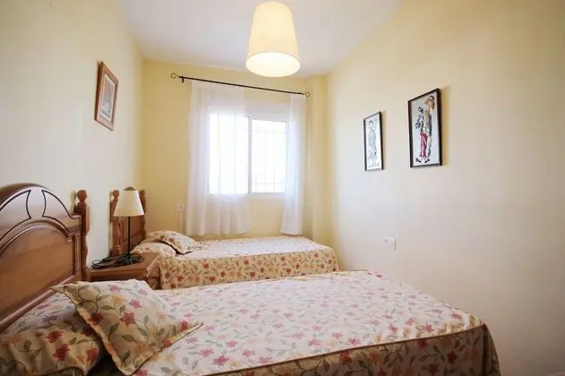 Ev, 3 Yatak Odası, Sigara İçilebilir, Havuz Kullanımı