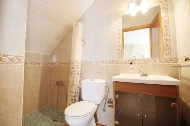 Ev, 3 Yatak Odası, Sigara İçilebilir, Havuz Kullanımı