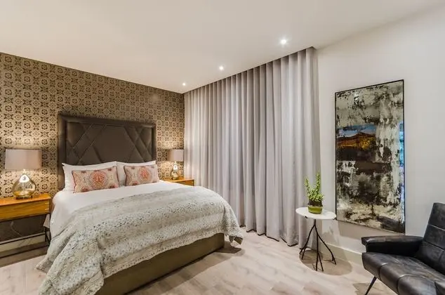 Luxury Tek Büyük Yataklı Oda, 1 Büyük (Queen) Boy Yatak