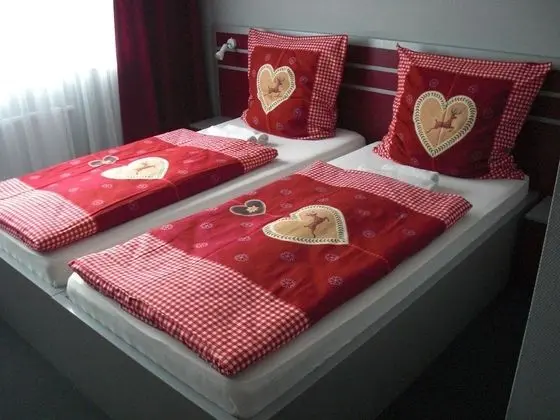 Tek Büyük Yataklı Oda