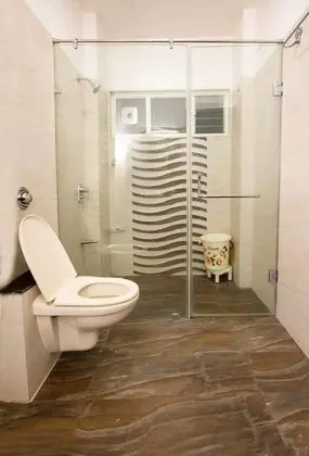 Luxury Oda