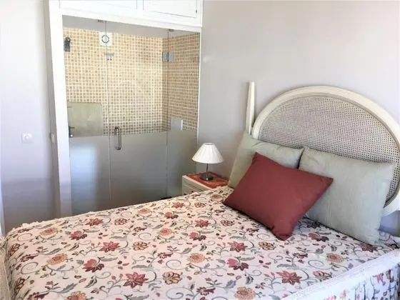 Apart Daire, 2 Yatak Odası, Kısmi Deniz Manzaralı